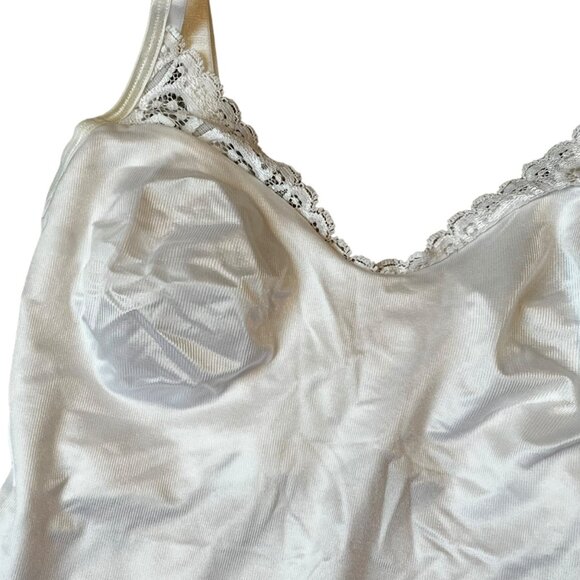 Ruby Ribbon Size 32 White Camisole Shaping Tank Lace Trim & Adjustable Straps - Picture 6 of 6